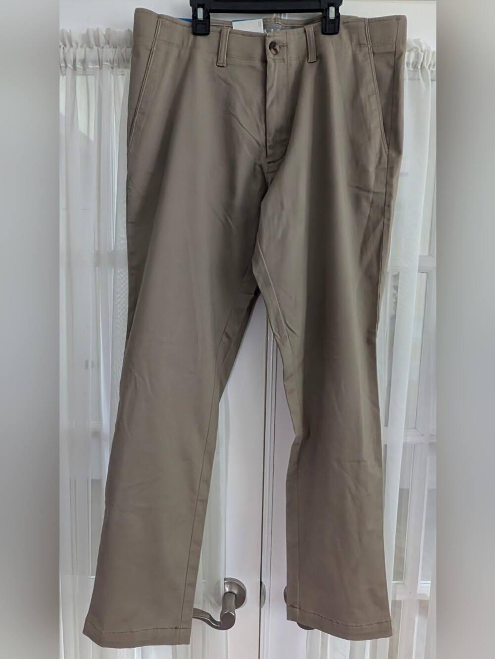 Haggar Men's SlimFit Life Khaki Comfort Chino - Med Khaki